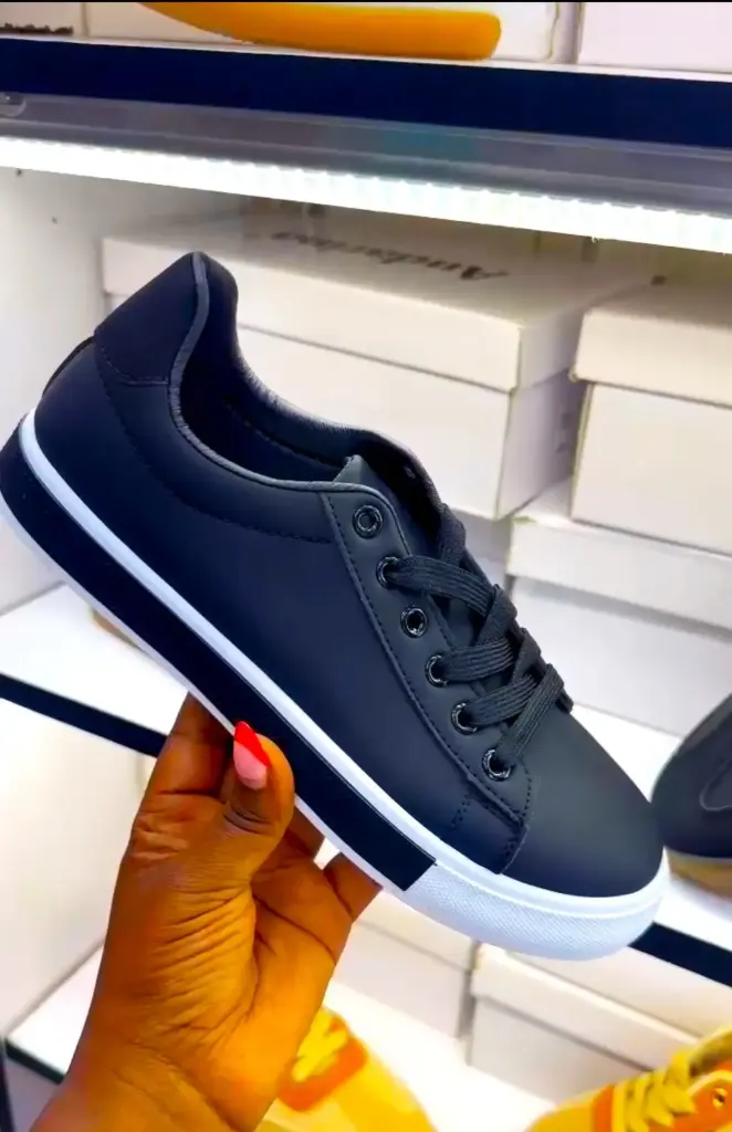 Black Sneakers